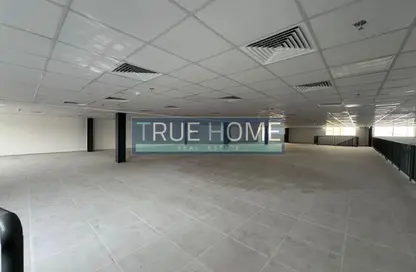 مستودع - استوديو - 3 حمامات للايجار في المنطقة الصناعية رقم 17 - المنطقة الصناعية بالشارقة - الشارقة