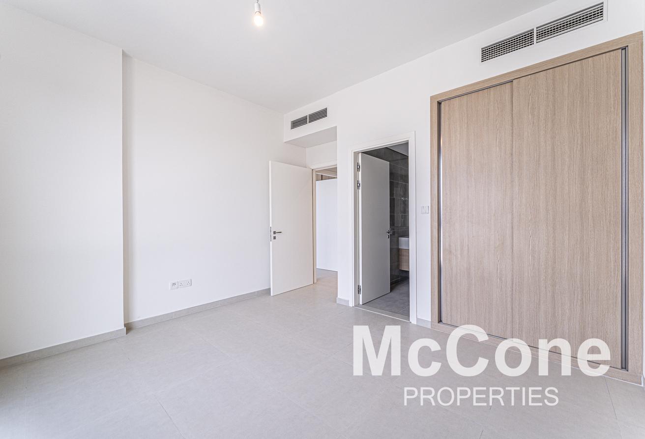Landscaped 3BR | Flexible Landlord | Spacious photo 8