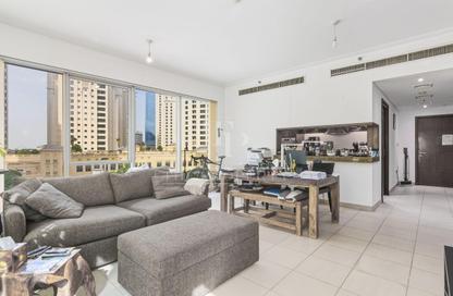 Apartment - 1 Bedroom - 2 Bathrooms for sale in Paloma Tower - Marina Promenade - Dubai Marina - Dubai