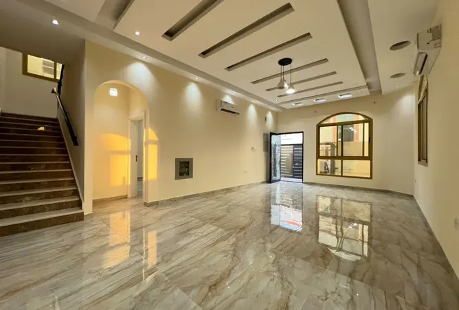 147800465 - Property Image 3