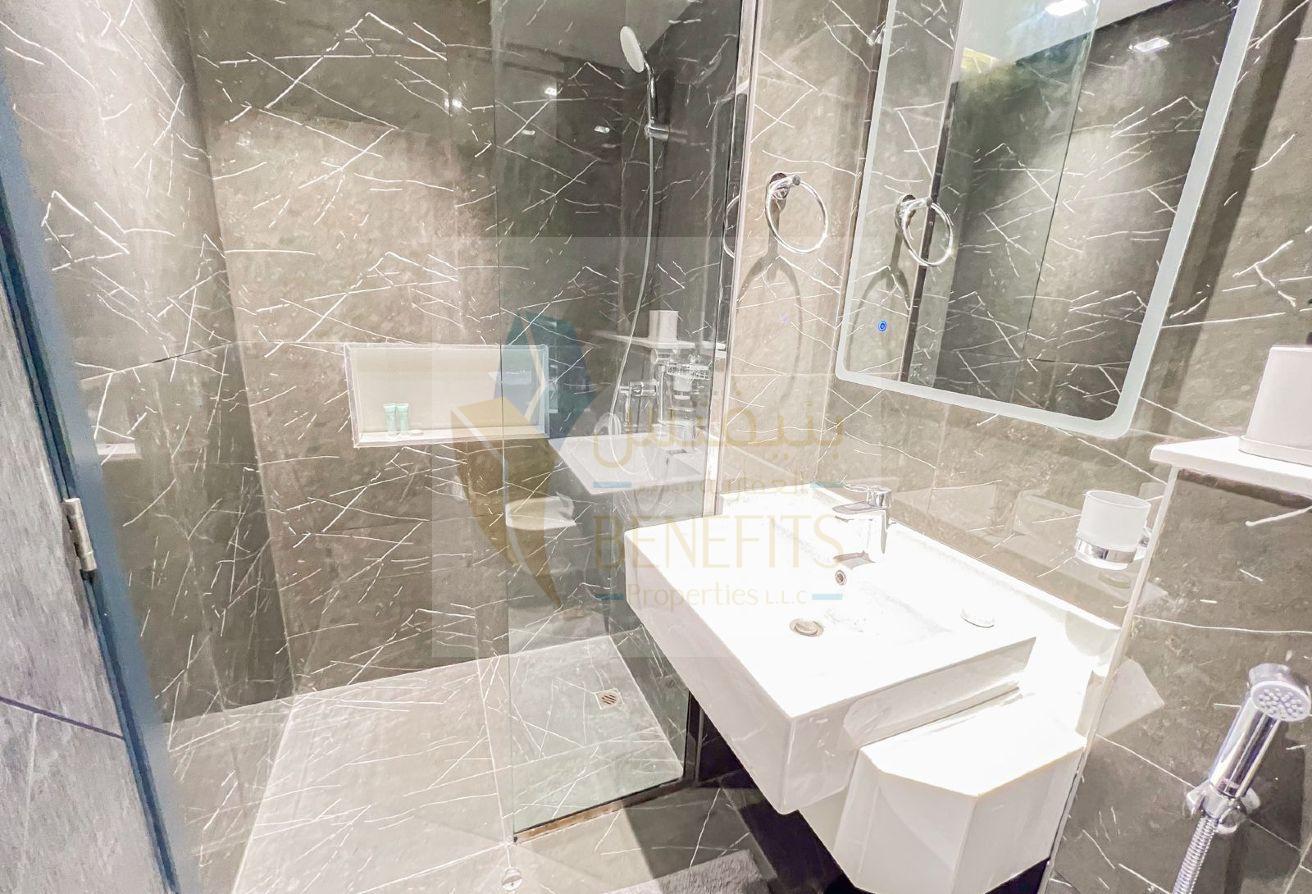 FULLY FURNISHED | SPACIOUS UNIT | CALL NOW TO VIEW photo 14