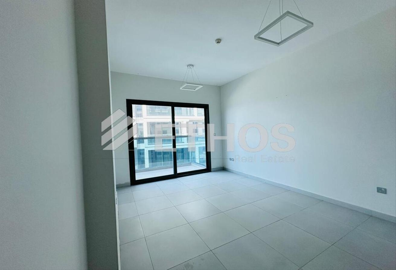 Closed Kitchen | Multiple Cheques | High Floor photo 2