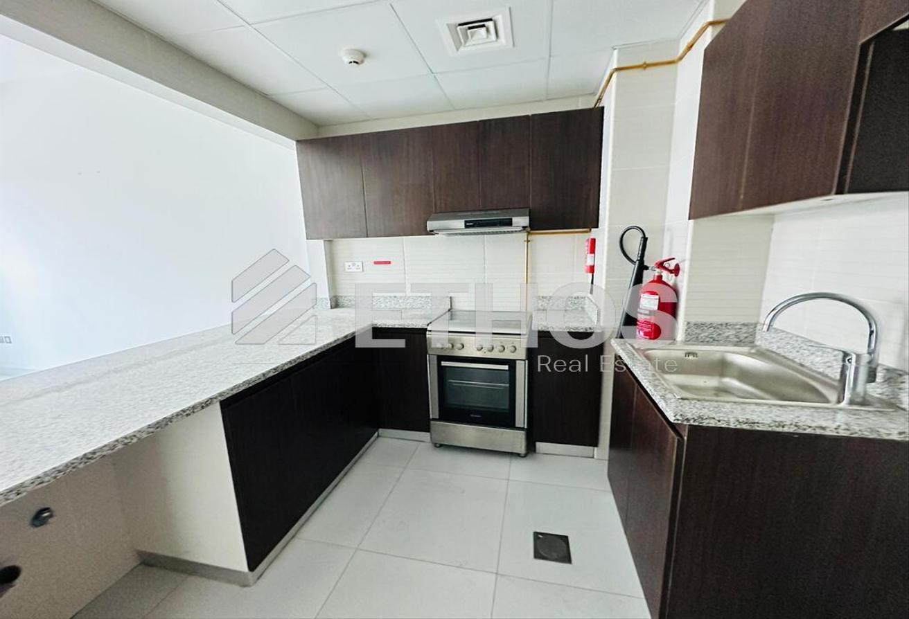 Closed Kitchen | Multiple Cheques | High Floor photo 11