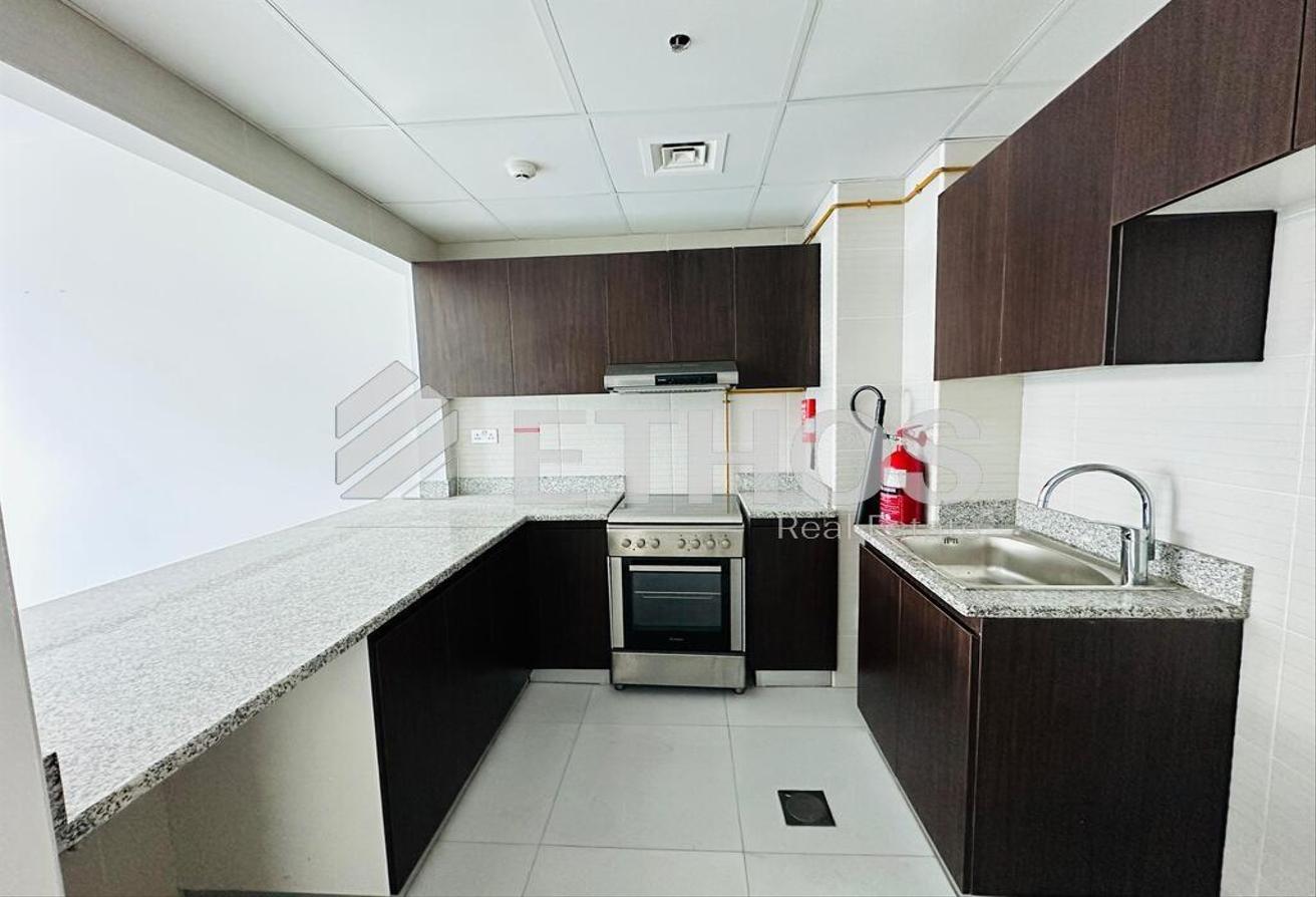 Closed Kitchen | Multiple Cheques | High Floor photo 12