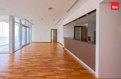 Apartment - 3 Bedrooms - 3 Bathrooms for rent in Burj Daman - DIFC - Dubai