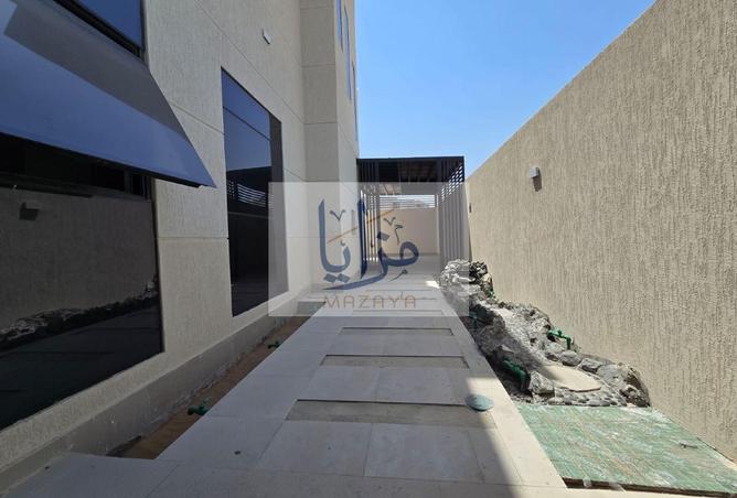 121549591 - Property Image 3