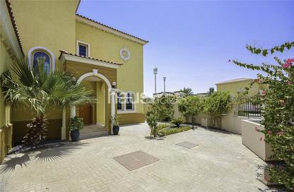 Villa - 3 - 4 for rent in District 8 - Jumeirah Park - Dubai