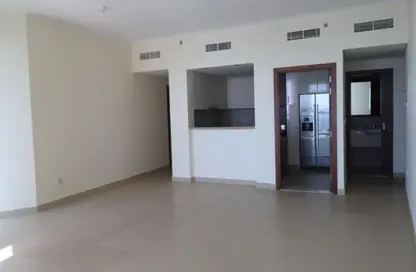 Apartment - 1 Bedroom - 2 Bathrooms for rent in Burj Al Nujoom - Downtown Dubai - Dubai