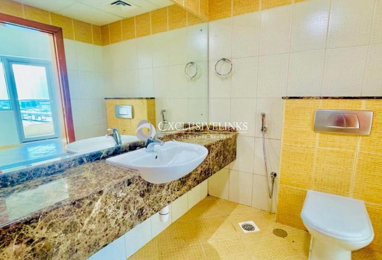 Unfurnished | SZR & JLT Views | Available 1st Oct photo 15