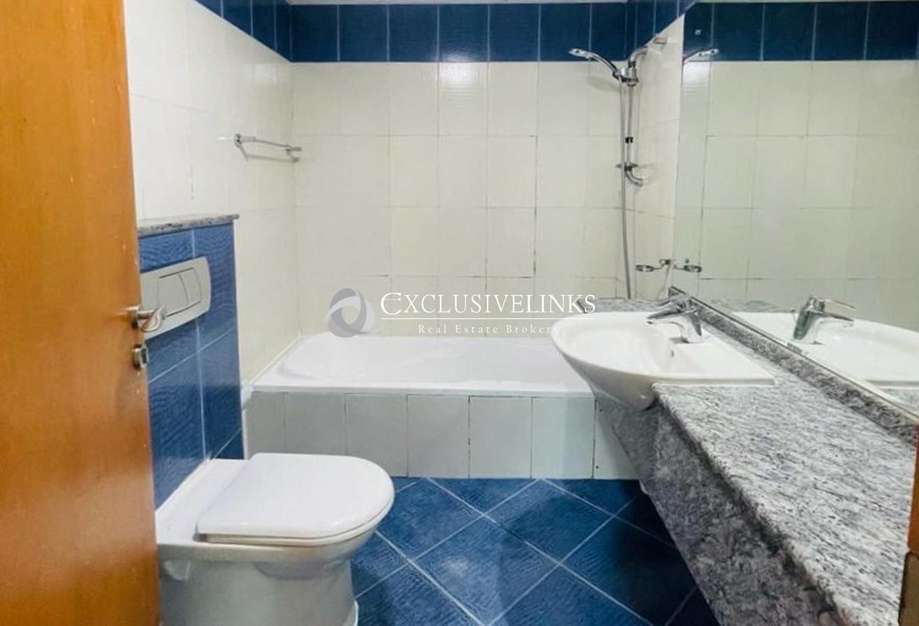 Unfurnished | SZR & JLT Views | Available 1st Oct photo 10