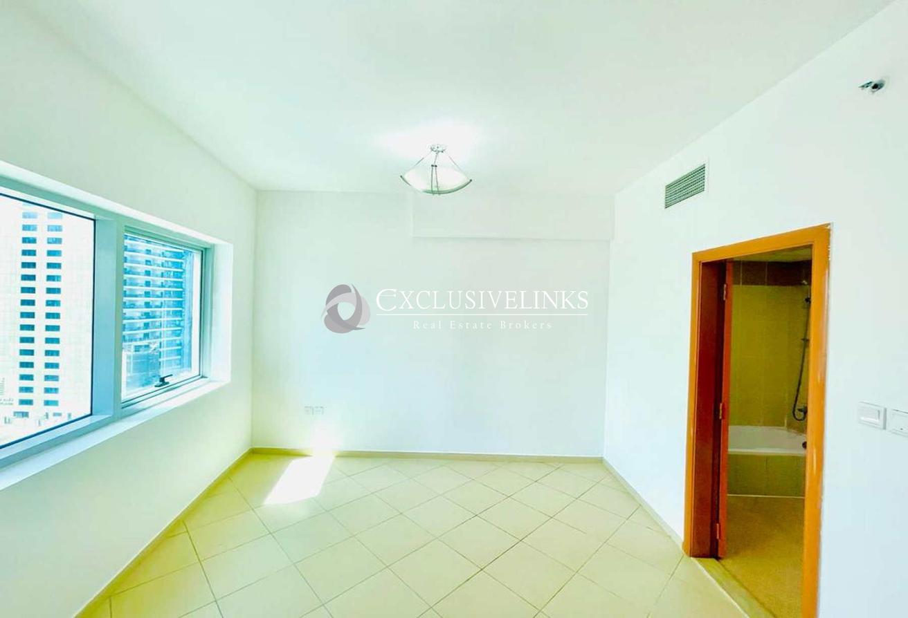 Unfurnished | SZR & JLT Views | Available 1st Oct photo 9