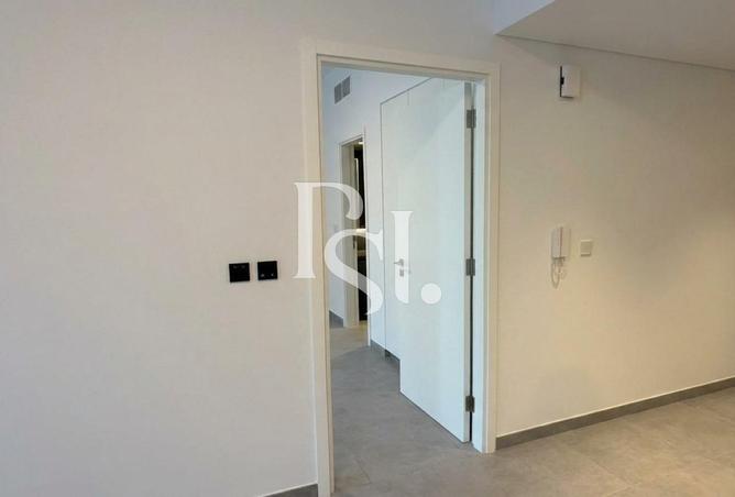 128384933 - Property Image 2