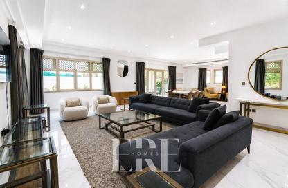 Villa - 4 - 5 for sale in District 3 - Jumeirah Park - Dubai Villa - 4 - 5 for sale in District 3 - Jumeirah Park - Dubai