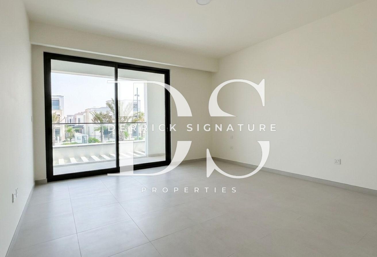 Park-Backing | 5-Bed Villa | Rooftop Terrace photo 8
