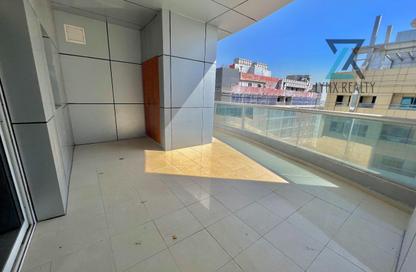 Apartment - 1 Bedroom - 2 Bathrooms for rent in Mohammed Saeed Hareb Building (KML3) - Oud Metha - Bur Dubai - Dubai