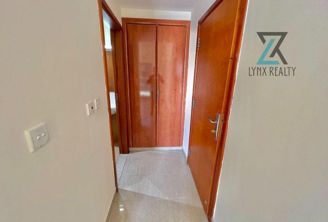 83228877 - Property Image 3