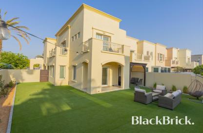 Villa - 3 - 2 for rent in Maeen 3 - Maeen - The Lakes - Dubai
