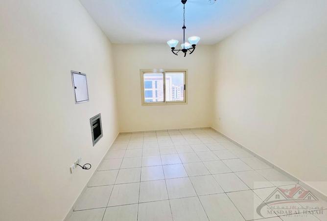 98240640 - Property Image 3