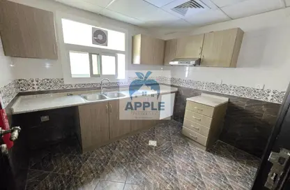Apartment - 1 Bedroom - 2 Bathrooms for rent in Muwailih Building - Muwaileh - Sharjah