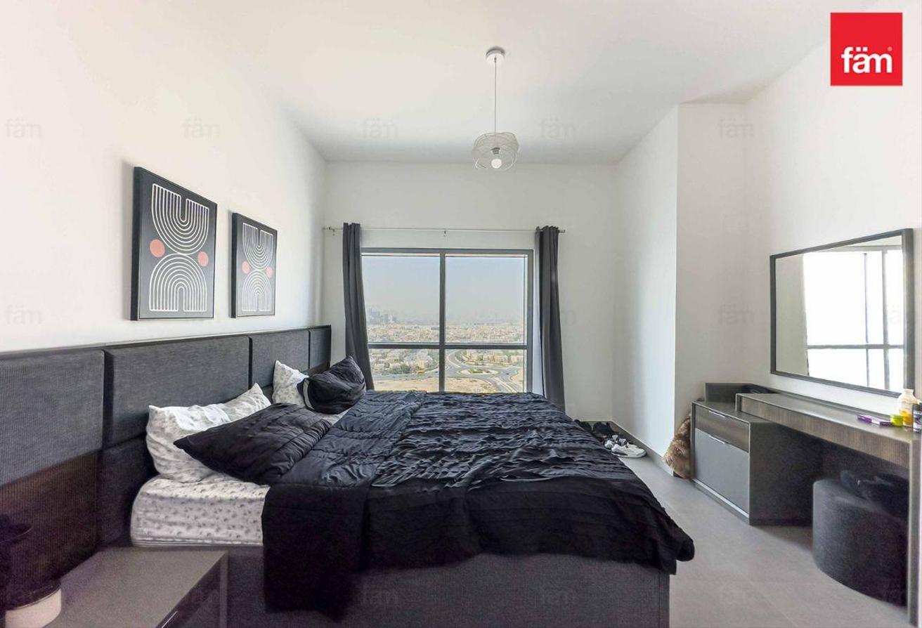 Ready to Move In | Furnished | Big Layout photo 3