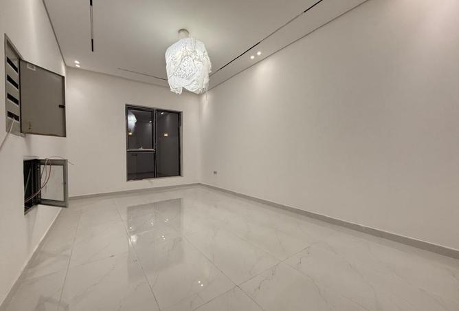 126123082 - Property Image 3