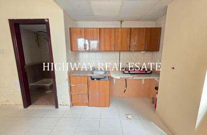 Apartment - Studio - 1 Bathroom for rent in Muwailih Building - Muwaileh - Sharjah