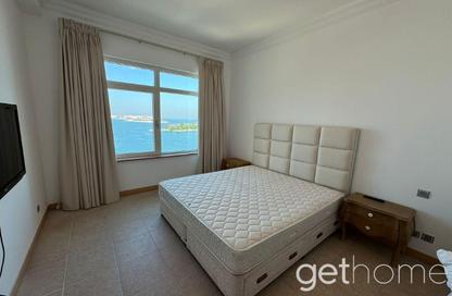 Apartment - 1 - 2 for rent in Al Basri - Shoreline Apartments - Palm Jumeirah - Dubai