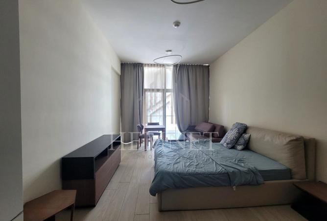 Modern Studio | Private Balcony | Prime Location photo 3