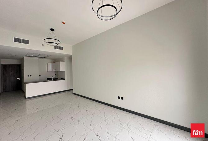 2PKsKqlymJM - Property Main Image