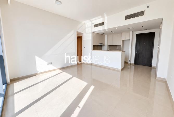 2 Bedrooms | Semi Closed Kitchen | Low Floor photo 3