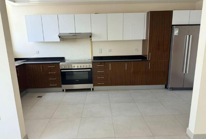 74245507 - صورة العقار 3