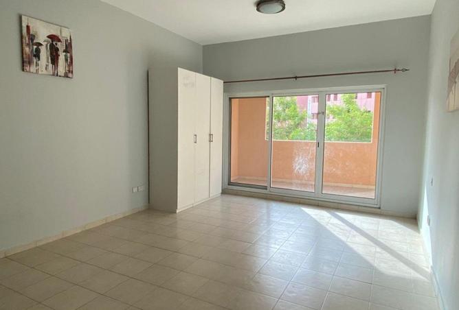 80274106 - Property Image 3