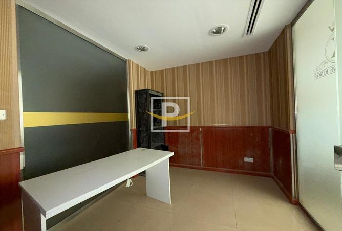 128823475 - Property Image 2