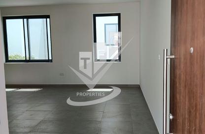 Apartment - 2 - 2 for rent in Al Ghadeer 2 - Al Ghadeer - Abu Dhabi Apartment - 2 - 2 for rent in Al Ghadeer 2 - Al Ghadeer - Abu Dhabi