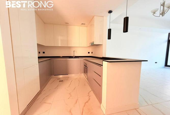 82373865 - Property Image 3