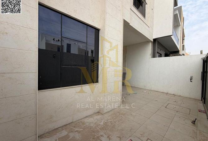 75025727 - Property Image 3