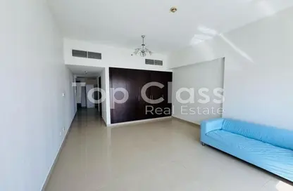 Apartment - Studio - 1 Bathroom for rent in Dana Tower - District 12 - Jumeirah Village Circle - Dubai