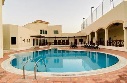 Villa - 5 - 7 for rent in Khalidiya Village - Al Khalidiya - Abu Dhabi