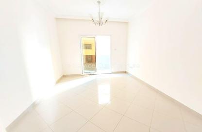 Apartment - 1 - 1 for rent in New Al Taawun Road - Al Taawun - Sharjah