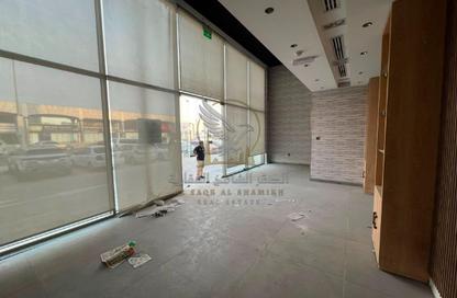 Shop - Studio for rent in Industrial Area 4 - Sharjah Industrial Area - Sharjah