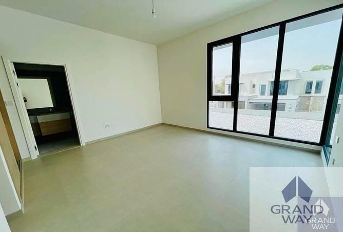 110979734 - Property Image 3
