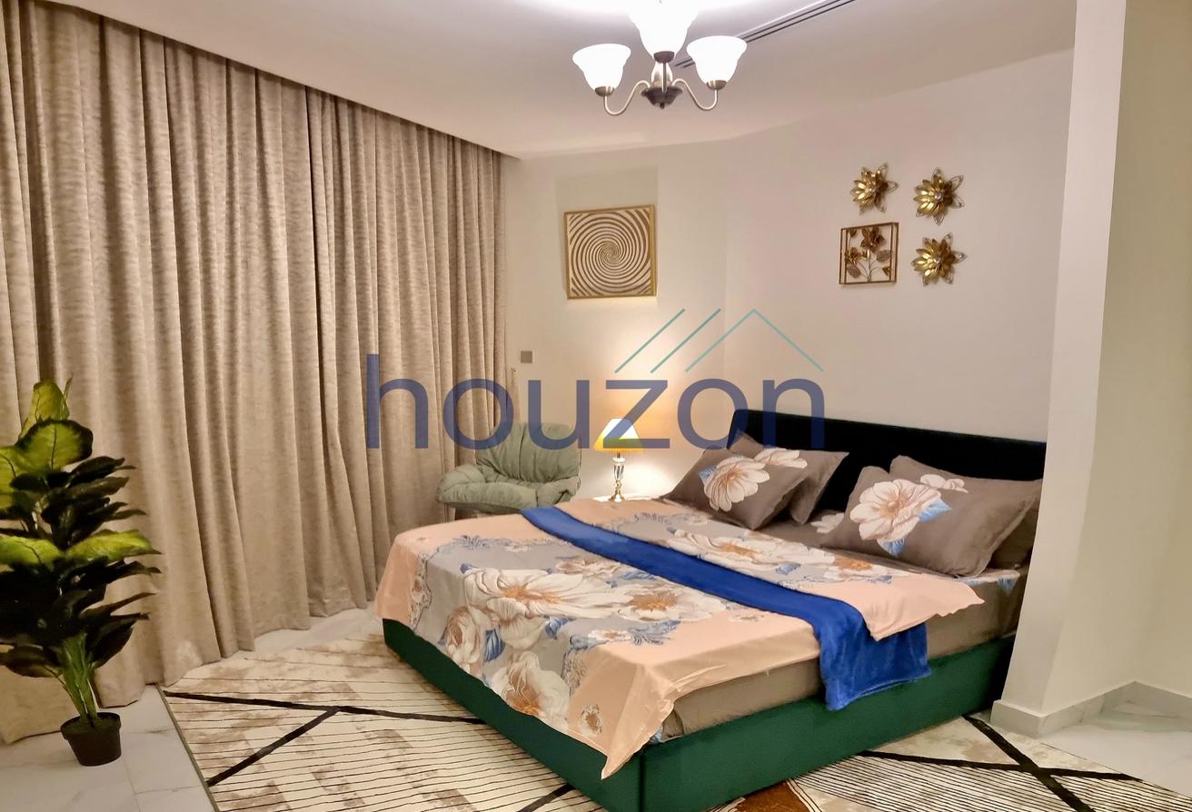 Modern 2BR | Vacant | Burj Khalifa + Canal View photo 8