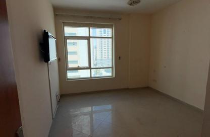 Apartment - 1 Bedroom - 1 Bathroom for rent in Al Khan Lagoon Tower - Al Khan Lagoon - Al Khan - Sharjah