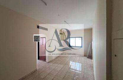 Apartment - 2 Bedrooms - 2 Bathrooms for rent in Corniche Tower - Ajman Corniche Road - Ajman