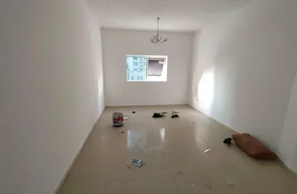 شقة - غرفة نوم - 1 حمام للايجار في شارع التعاون الجديد - التعاون - الشارقة