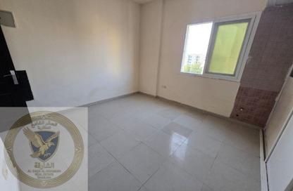 Apartment - Studio - 1 Bathroom for rent in Al Qulaya'ah - Al Sharq - Sharjah
