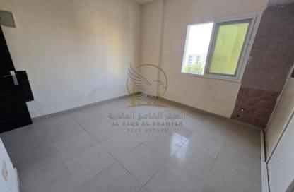 Apartment - Studio - 1 Bathroom for rent in Al Qulaya'ah - Al Sharq - Sharjah Apartment - Studio - 1 Bathroom for rent in Al Qulaya'ah - Al Sharq - Sharjah