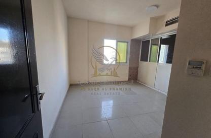 Apartment - Studio - 1 Bathroom for rent in Al Qulaya'ah - Al Sharq - Sharjah Apartment - Studio - 1 Bathroom for rent in Al Qulaya'ah - Al Sharq - Sharjah