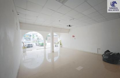 Shop - Studio - 1 Bathroom for rent in Dafan Al Nakheel - Ras Al Khaimah