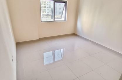 Apartment - 1 - 2 for rent in Al Majaz 3 - Al Majaz - Sharjah